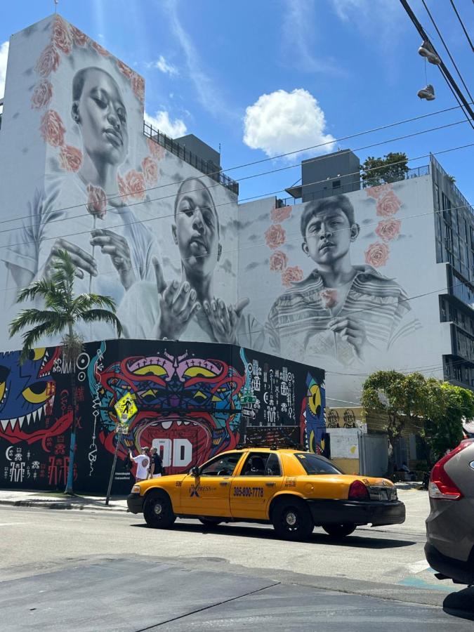 Wynwood Beds Hostel ไมอามี ภายนอก รูปภาพ