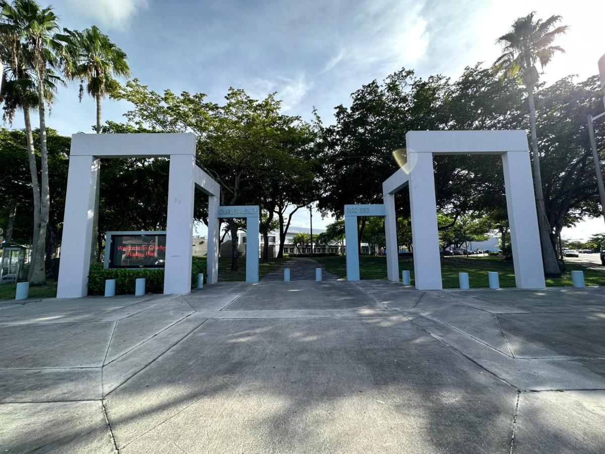 Wynwood Beds Hostel ไมอามี ภายนอก รูปภาพ